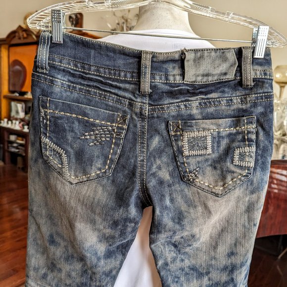 NWT  Vanilla Star whitewashed jeans capris   Sz 7 - Picture 12 of 13